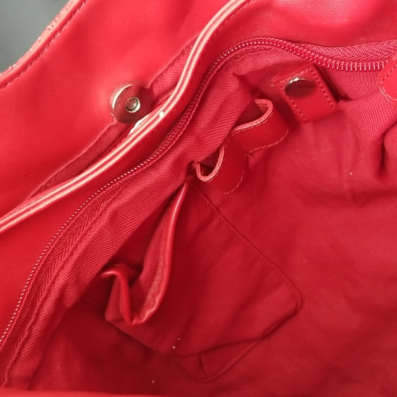 Nine West Red Cut Out Circle and Diamond Design Two Pocket Shoulder Bag Purse - Picture 7 of 11